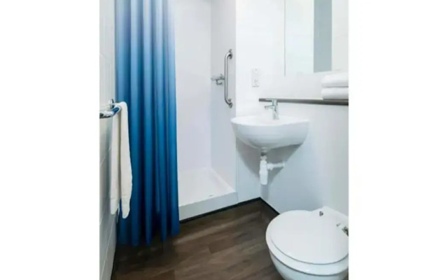 Travelodge Newbury Tot Hill