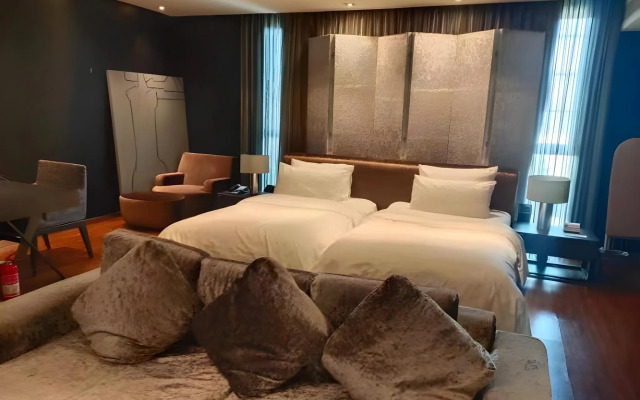 Qingdao Housing International Hotel