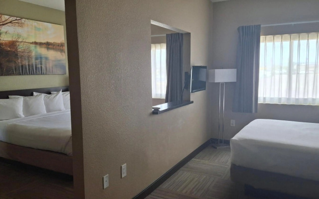 Island Suites