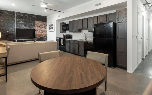 Landing Furnished Apartments Downtown Memphis
