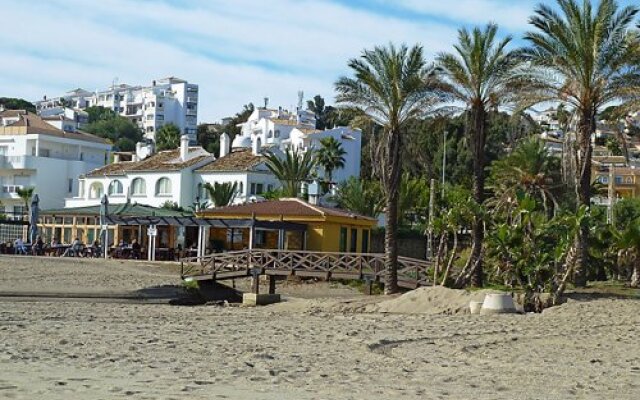 Las Acacias 41269