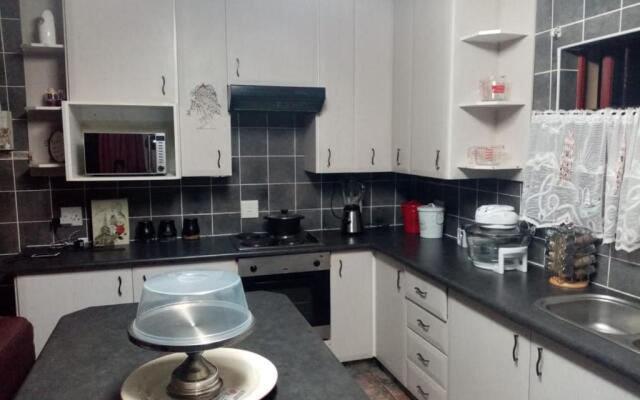 Stesh Margate Holiday House 12 Sleeper