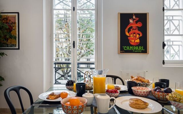 Rue Honore Chevalier - Two Bedroom Apartment