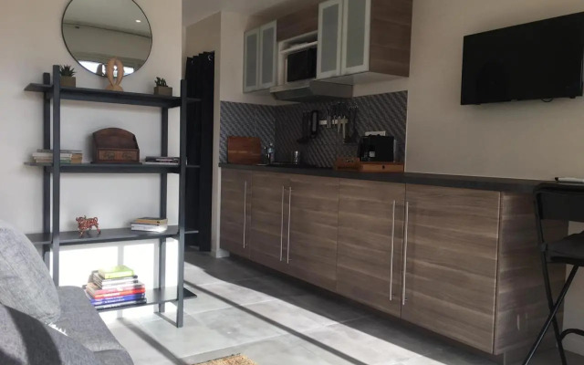 Bord de mer, studio avec terrasse