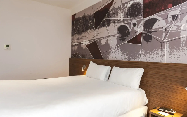 Brit Hotel Toulouse Colomiers - L'Esplanade