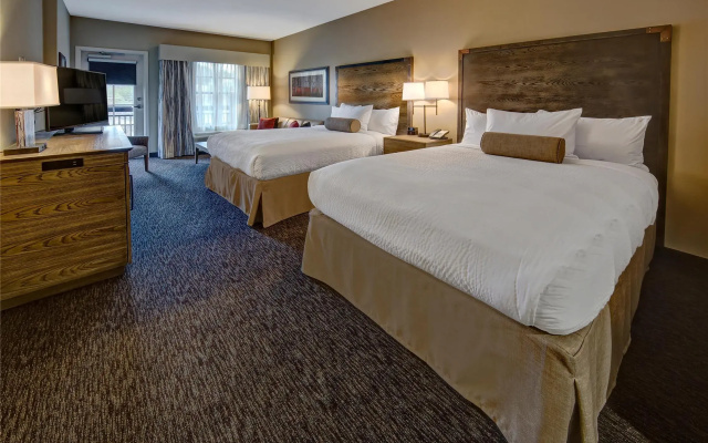 Black Fox Lodge Pigeon Forge, Tapestry Collection by Hilton