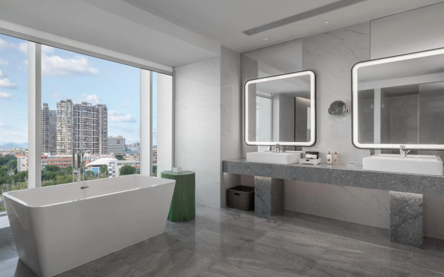 Crowne Plaza Xiamen Jimei by IHG