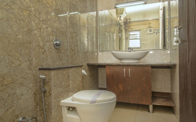 Capital O 28319 Hotel Ganayak