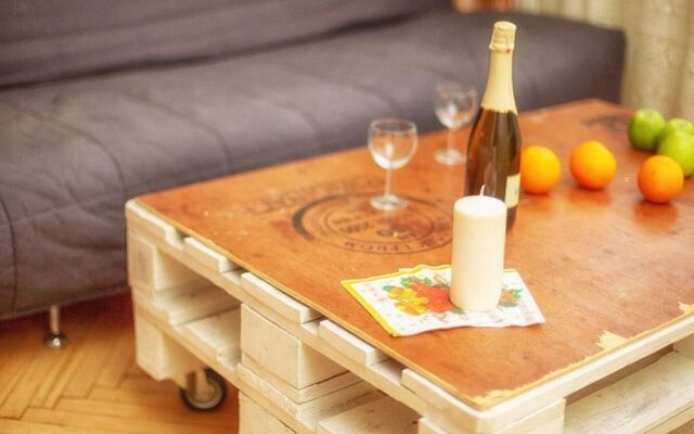 Апартаменты, ул. Профсоюзная, 136