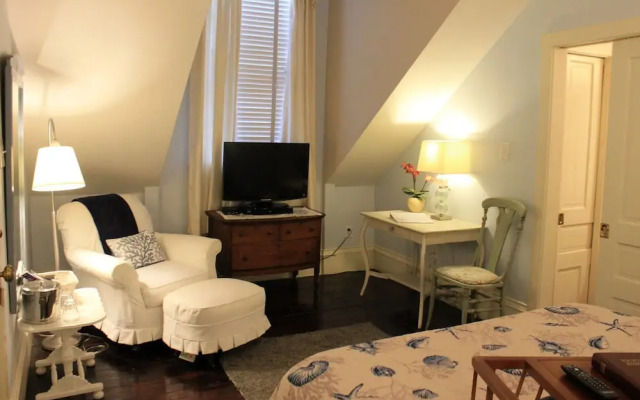 The Grand Magnolia Ballroom & Suites