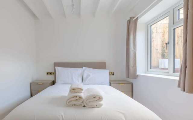 Luxuriously Compact 1BD Eco Home Clapham Common!