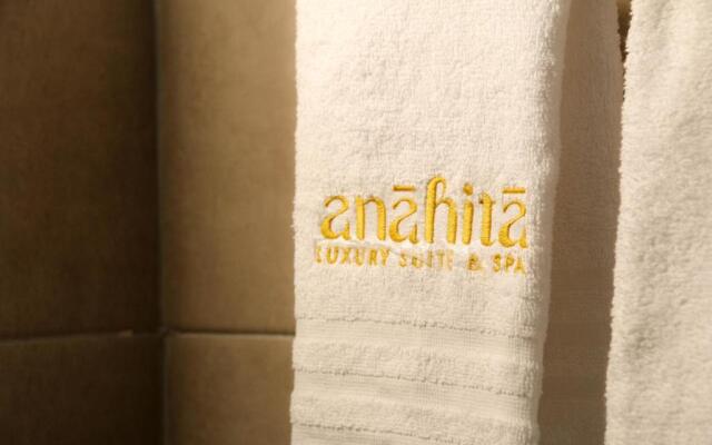 Anahita Luxury Suite & Spa