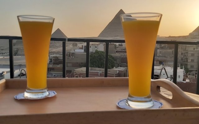 Golden Pyramids View Inn