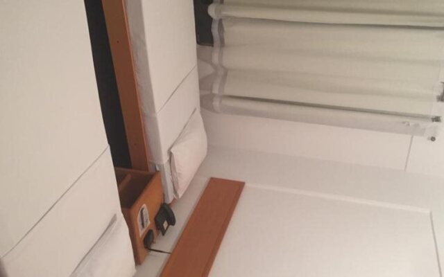 Jardim de Allah Flat Service