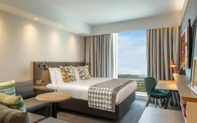 Holiday Inn Dublin Airport