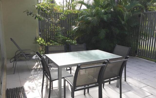 Le Court Villas
