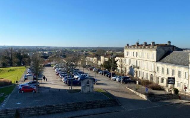 Appartement face au Donjon