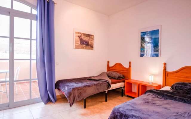 Majestic Holiday Home in Caleta de Fuste with Swimming Pool