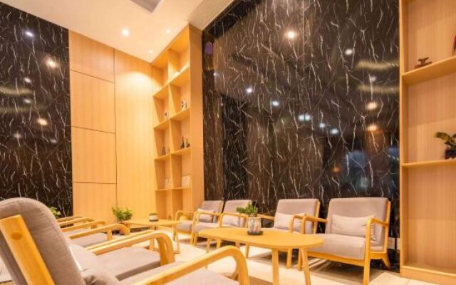 Jinyu Hotel (Koqiao Yintaicheng Store)