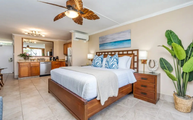Napili Shores G157 Studio Bedroom Condo by RedAwning