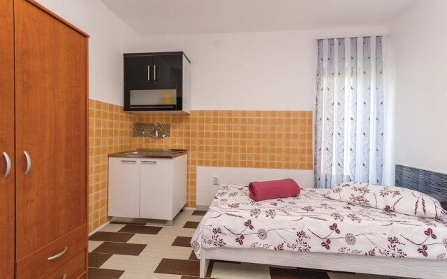 Awesome Home in Pakostane With 4 Bedrooms, Wifi and Outdoor Swimming Pool