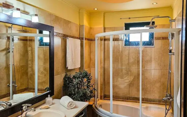 Villa Aitheras - Mountain View & Garden