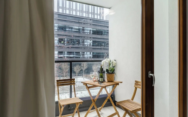 Lumina lux apart near Uprising Museum