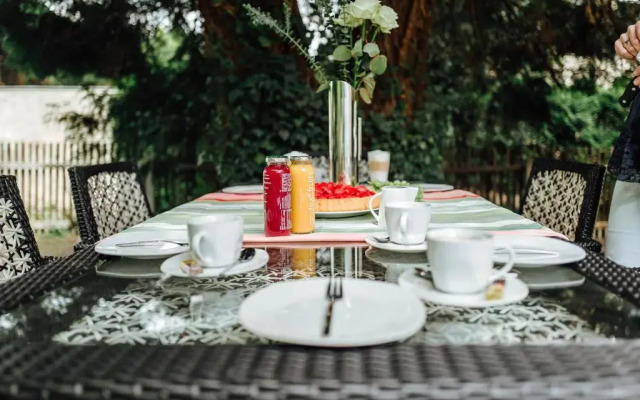 Doppelzimmer 150 m zur TA (Nr. 6)