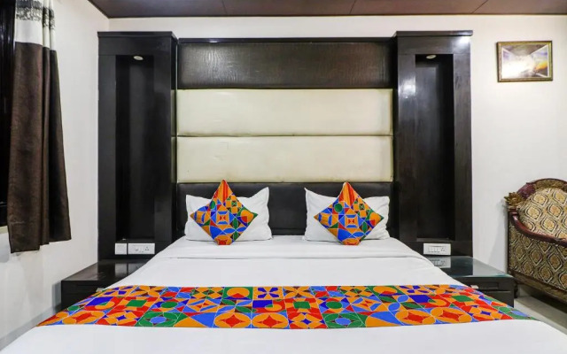 OYO Premium Rohini
