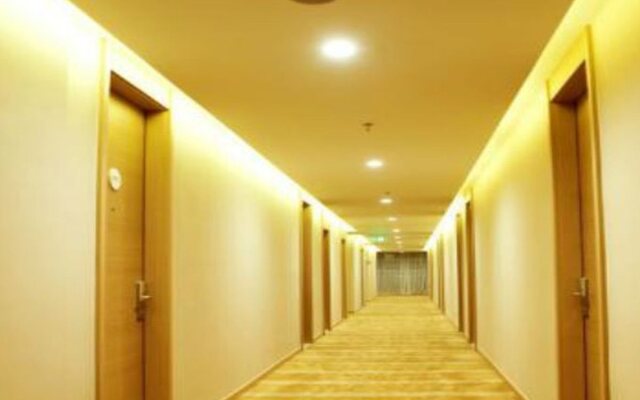 Ji Hotel (Haining Haichang South Road Leather City
