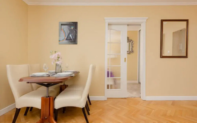 Miodowa Apartment Krasiński Garden