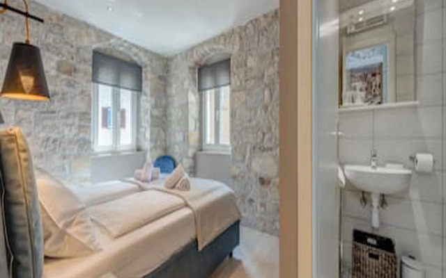 Aurum Templi Suites