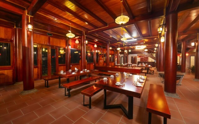 The Pepper King Resort & Pool Spa
