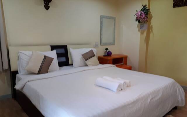 Charming Home Resort