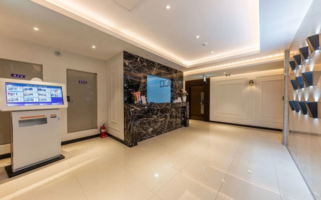 Theban Hotel