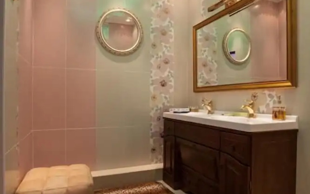 Triumph Palace Boutique Hotel