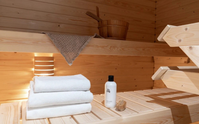 Private sauna and balcony in Kakola