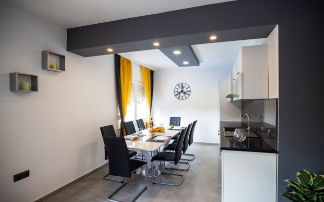 Villa Anđelina with pool - Zadar