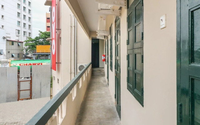OYO Flagship 46738 Egmore Shelters