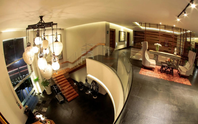 Square Small Luxury Hotel - Providencia