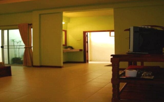 Tharawadee Resort