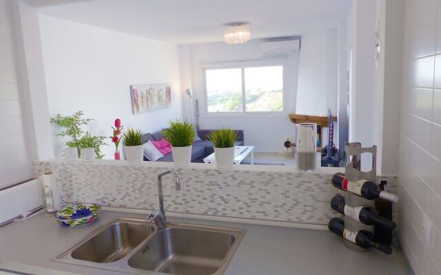 Holiday Apartment Calahonda with a Fireplace 04