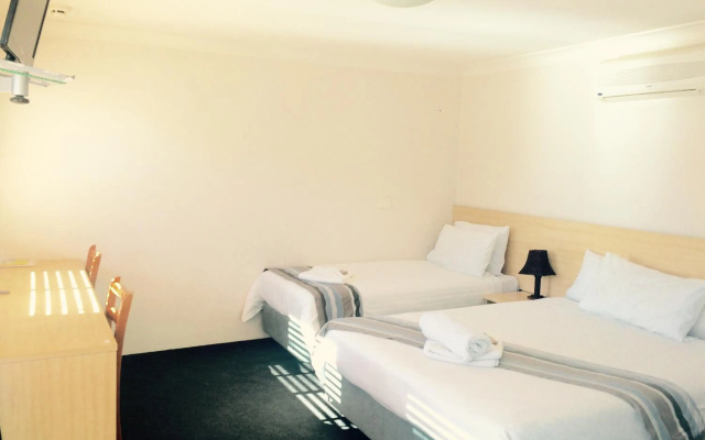 Red Cedar Motel – Guest Rooms – Muswellbrook