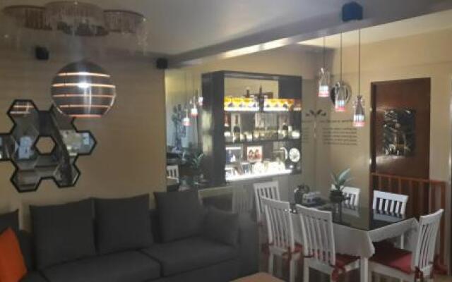 3BR Townhouse in Cainta along Sumulong Hiway