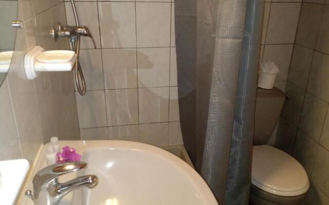 Appartement d'une chambre avec piscine partagee et wifi a Sainte Anne a 1 km de la plage