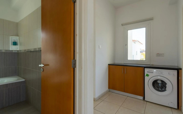 Casa Yasmina-3-Bedroom Villa in Protaras