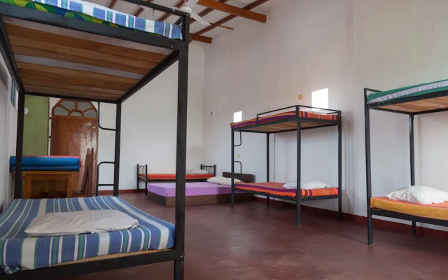 Dream Lanka Surf House