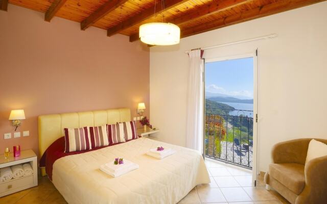 Leonora s House in St Stefanos Bay