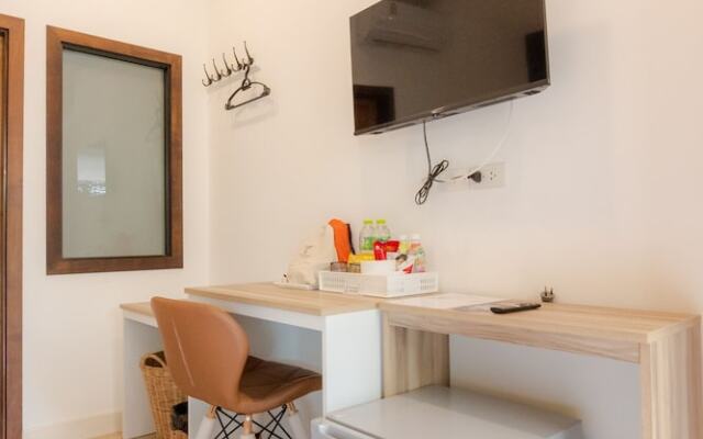 Nine-Kai-Mon Boutique Hotel