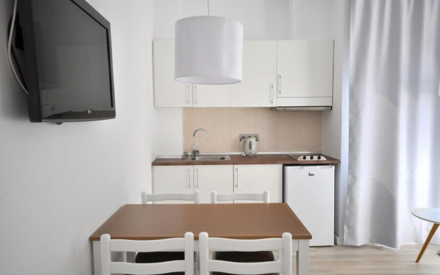 Aparthotel Houm Plaza Son Rigo